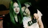 出轨承认、出柜公开：她把自己活成了娱乐圈最“不合格”的顶流